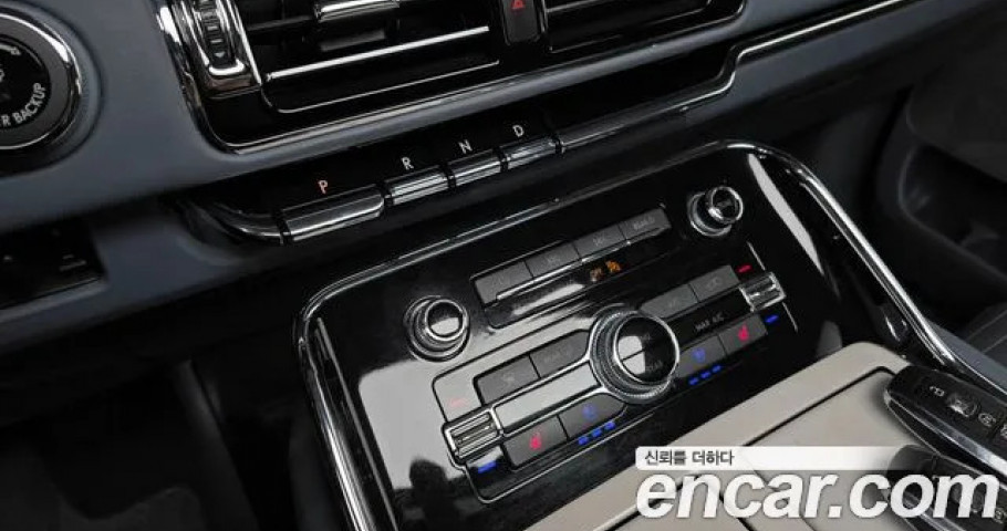 Lincoln Navigator 
