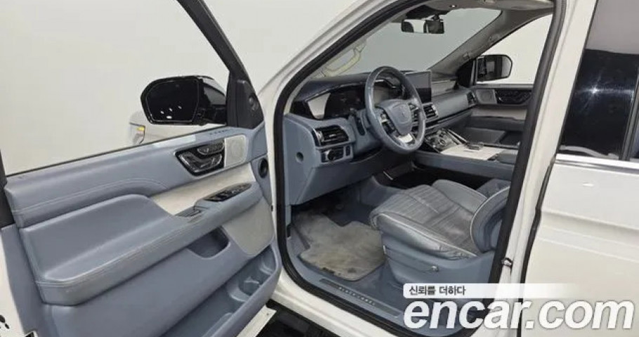 Lincoln Navigator 