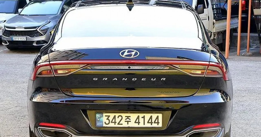 Hyundai Grandeur 