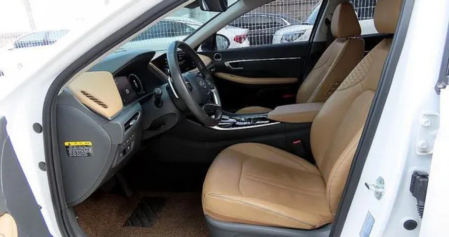 Hyundai Sonata 