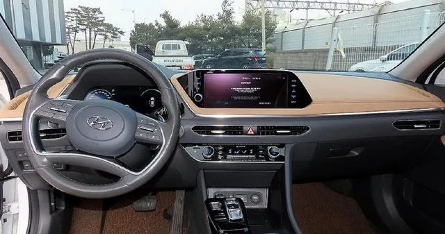 Hyundai Sonata 