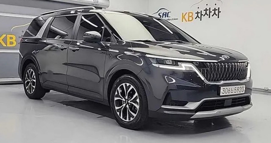 Kia Carnival 