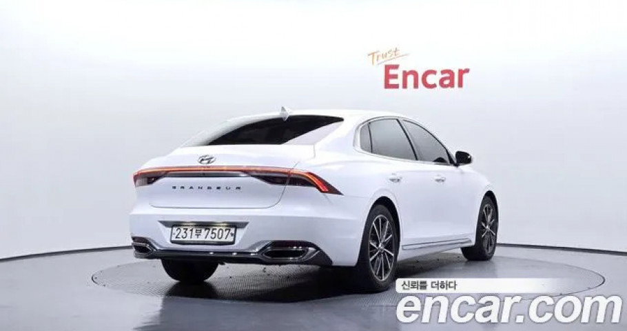 Hyundai Grandeur 