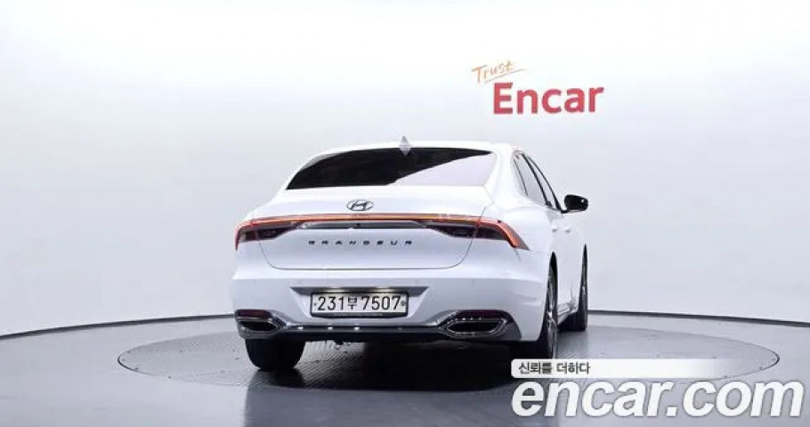 Hyundai Grandeur 