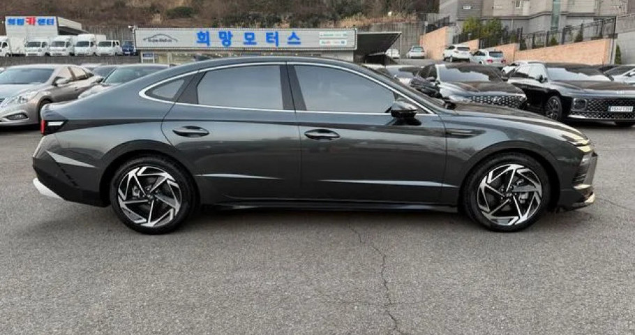 Hyundai Sonata 