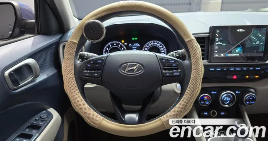 Hyundai Venue 