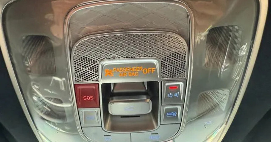 Genesis Gv70 