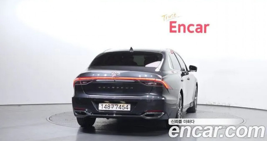 Hyundai Grandeur 