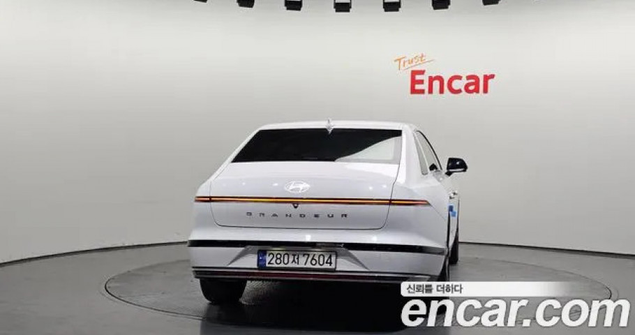 Hyundai Grandeur 