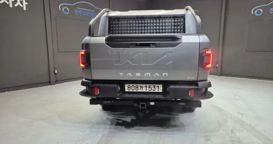 Kia Tasman 