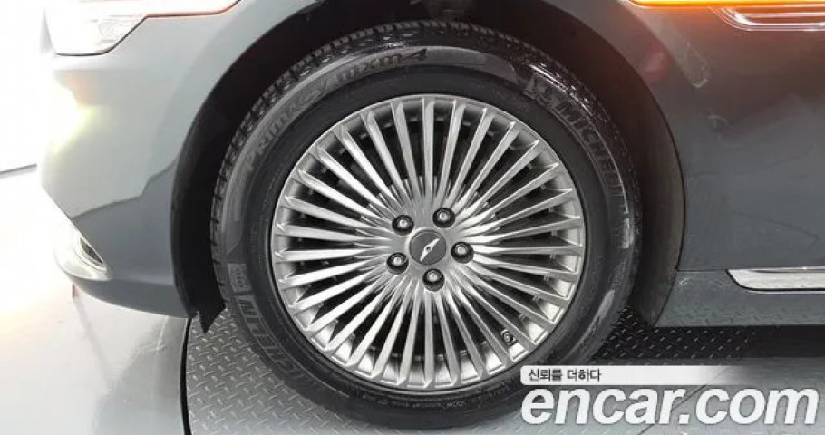 Genesis G90 