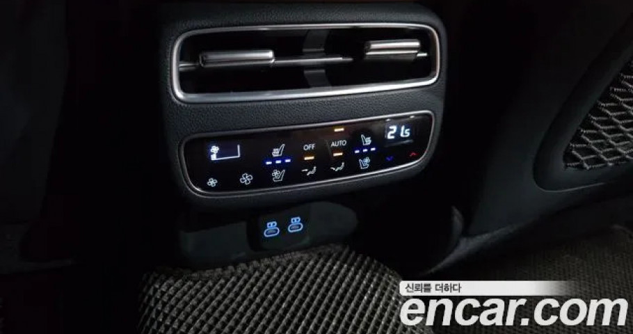 Genesis Gv70 