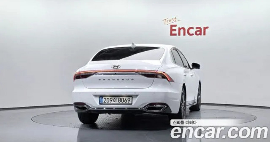 Hyundai Grandeur 