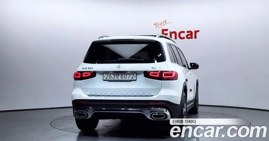 Mercedes-Benz Glb-Class 