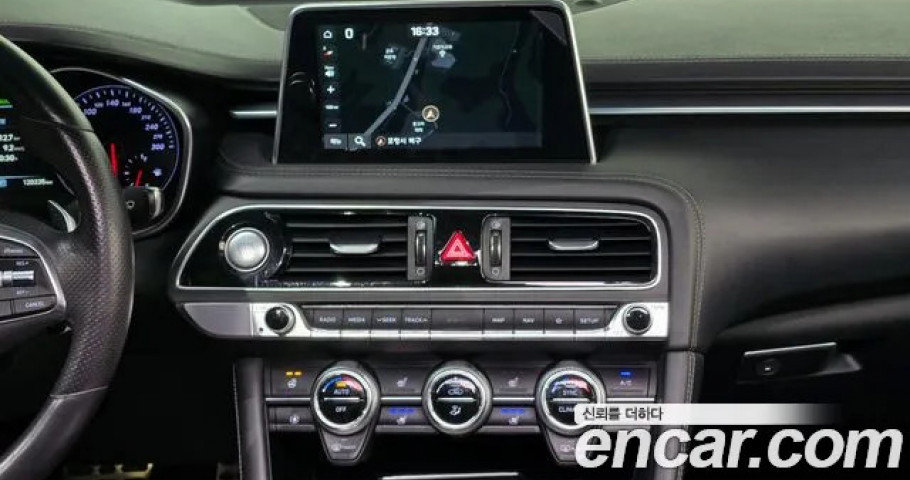 Genesis G70 