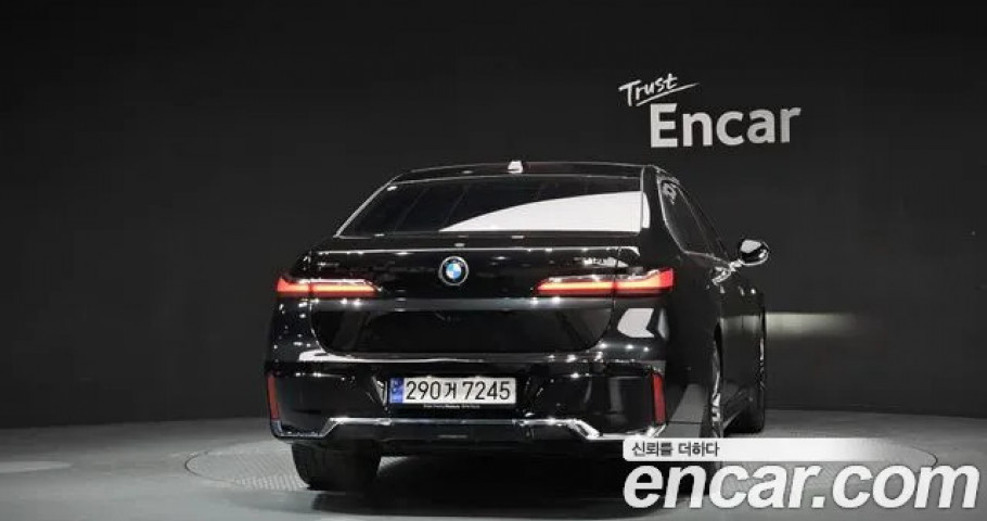 Bmw 7-Series 