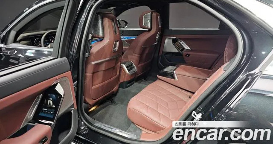 Bmw 7-Series 