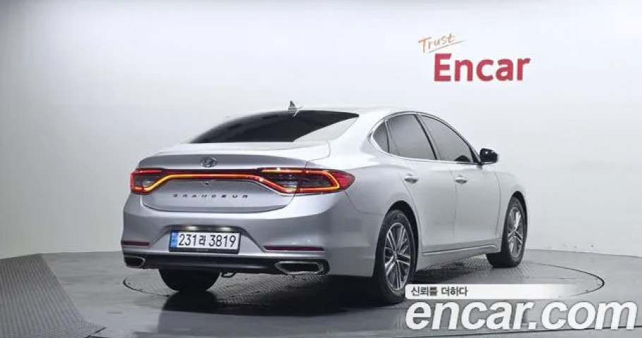 Hyundai Grandeur 