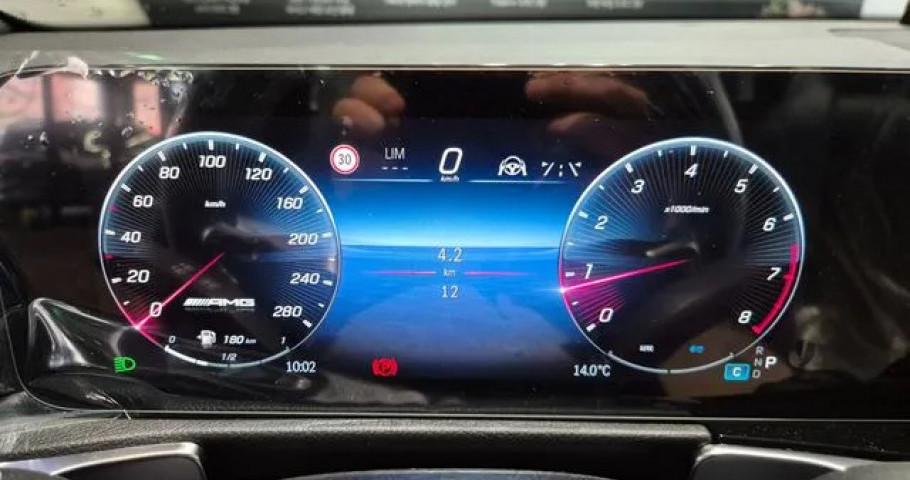 Mercedes-Benz Glb-Class 
