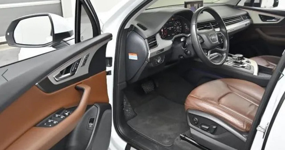 Audi Q7 