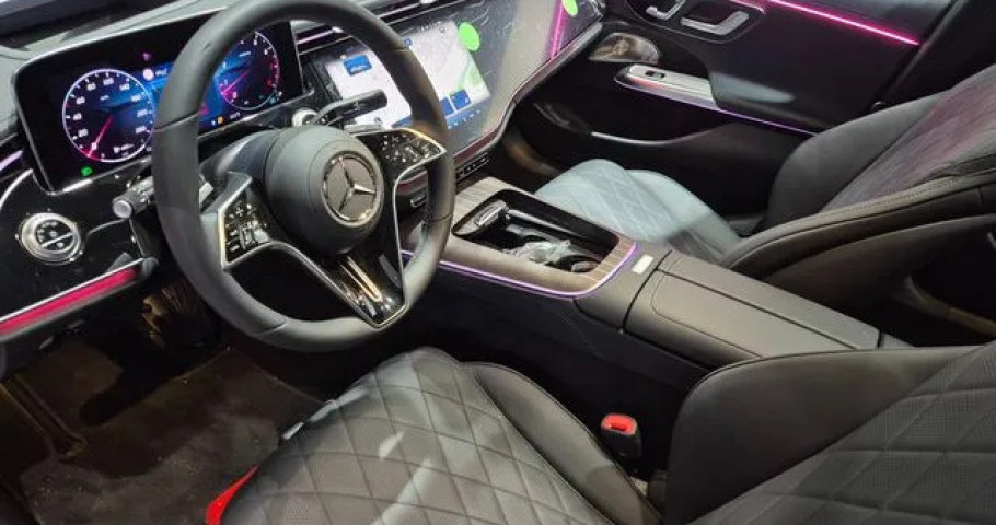 Mercedes-Benz E-Class 