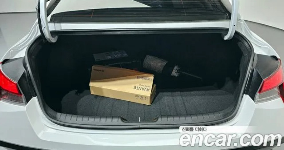 Hyundai Avante (Elantra) 