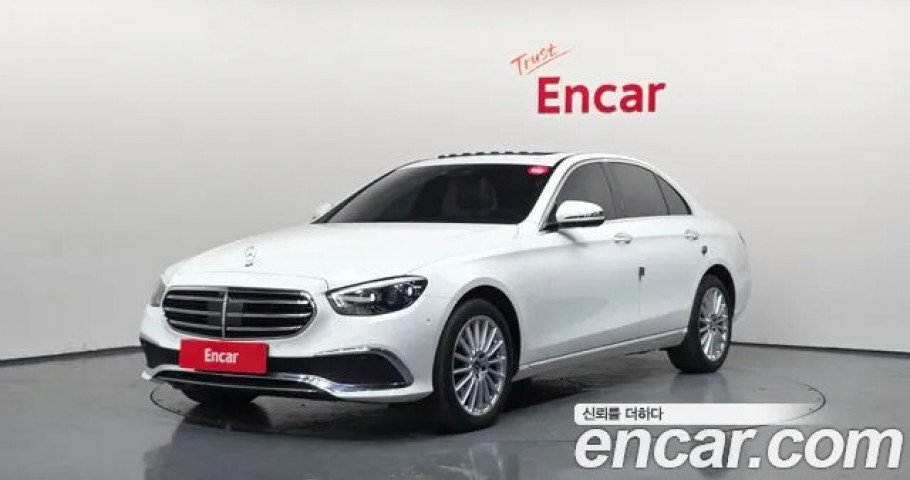 Mercedes-Benz E-Class 