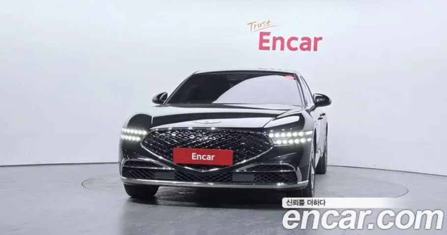 Genesis G90 