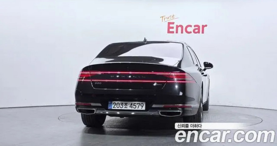 Genesis G90 