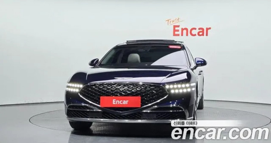 Genesis G90 