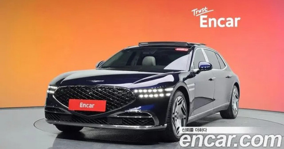 Genesis G90 