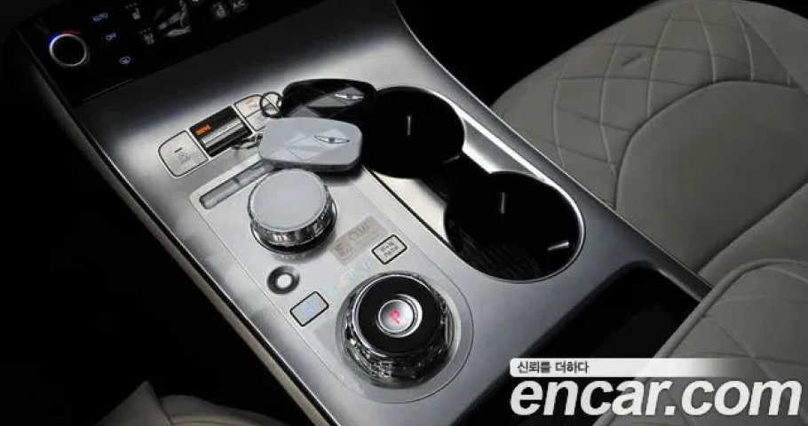 Genesis Gv70 