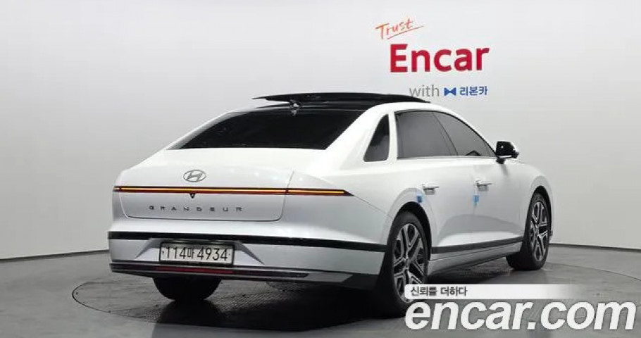 Hyundai Grandeur 