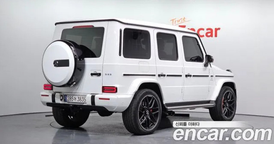 Mercedes-Benz G-Class 