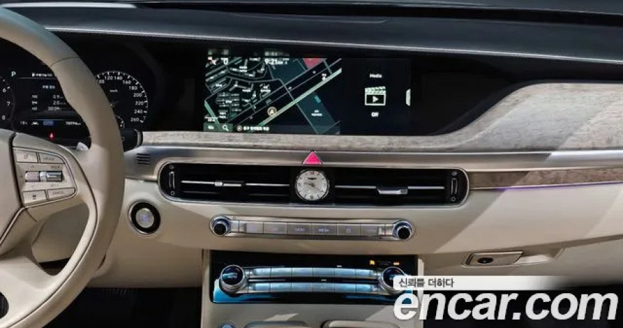 Genesis G90 