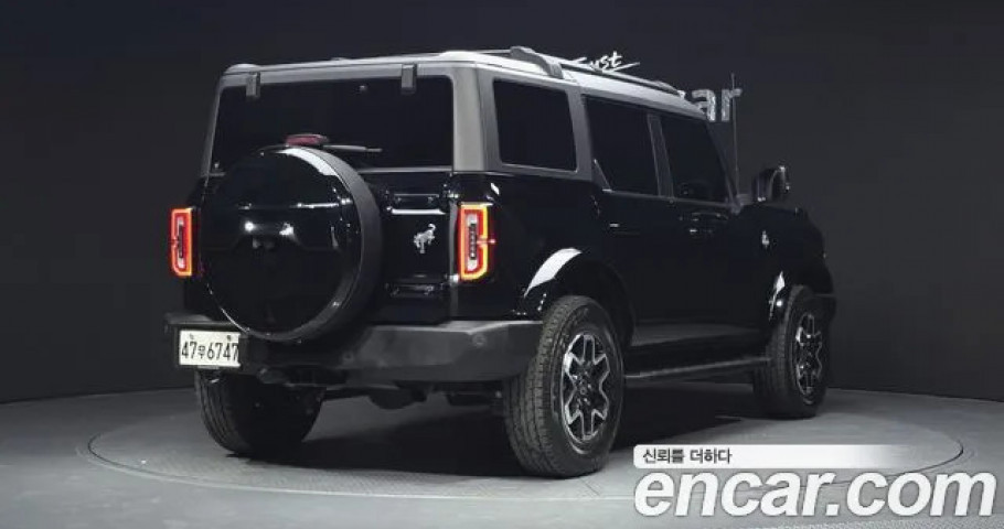 Ford Bronco 