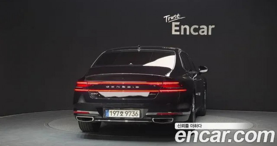 Genesis G90 