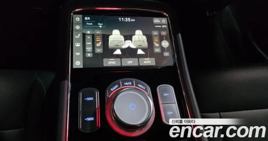 Genesis G90 