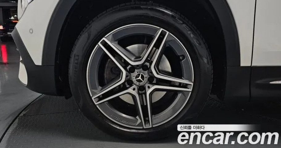 Mercedes-Benz Glb-Class 