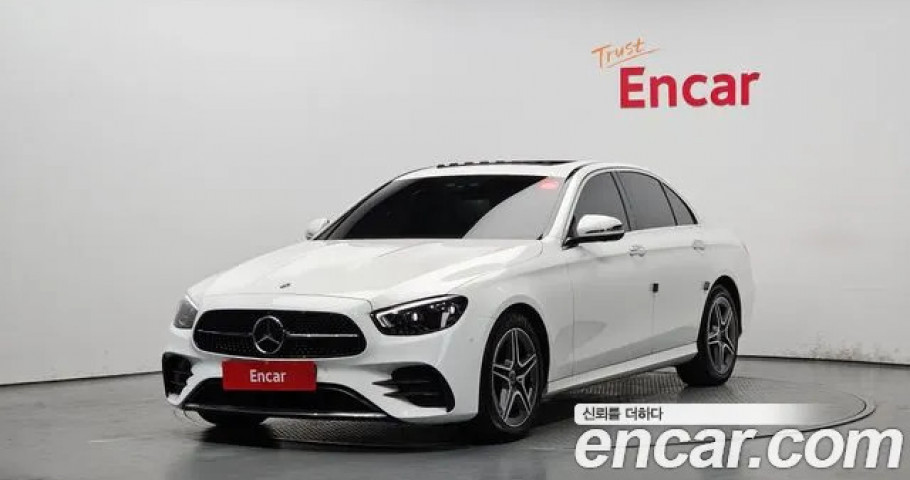 Mercedes-Benz E-Class 