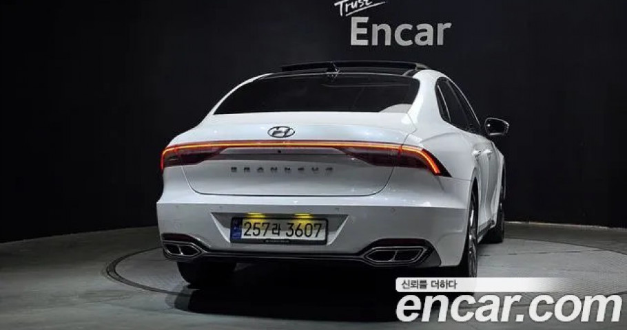 Hyundai Grandeur 