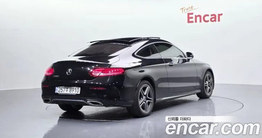 Mercedes-Benz C-Class 