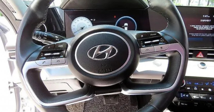 Hyundai Avante (Elantra) 