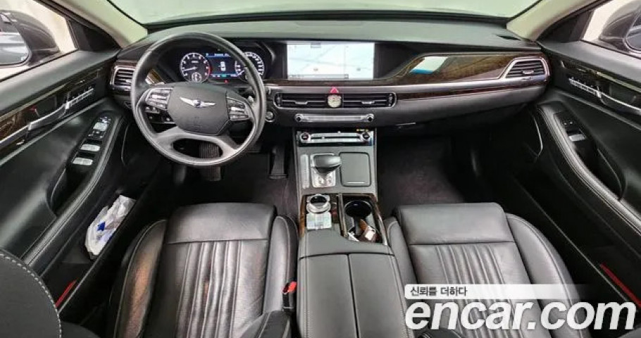Genesis G90 
