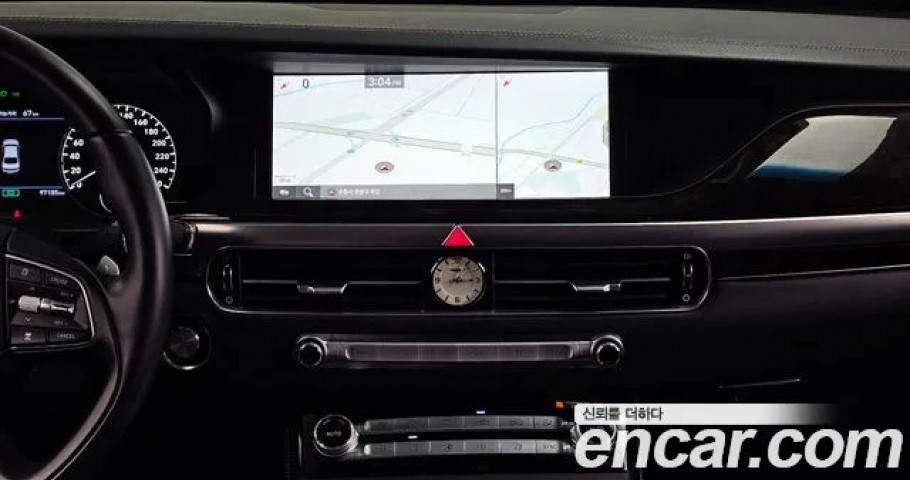 Genesis G90 