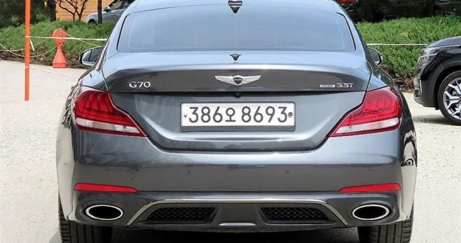 Genesis G70 