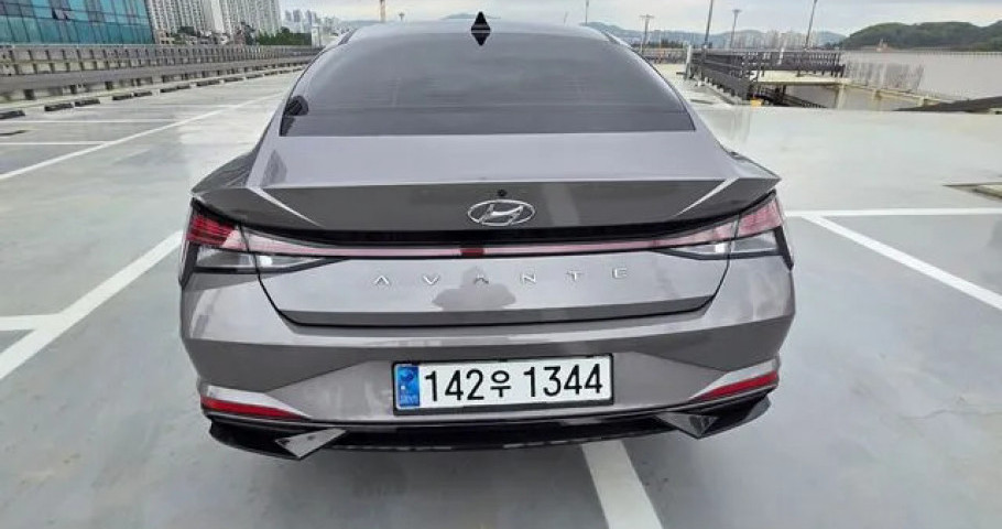 Hyundai Avante (Elantra) 