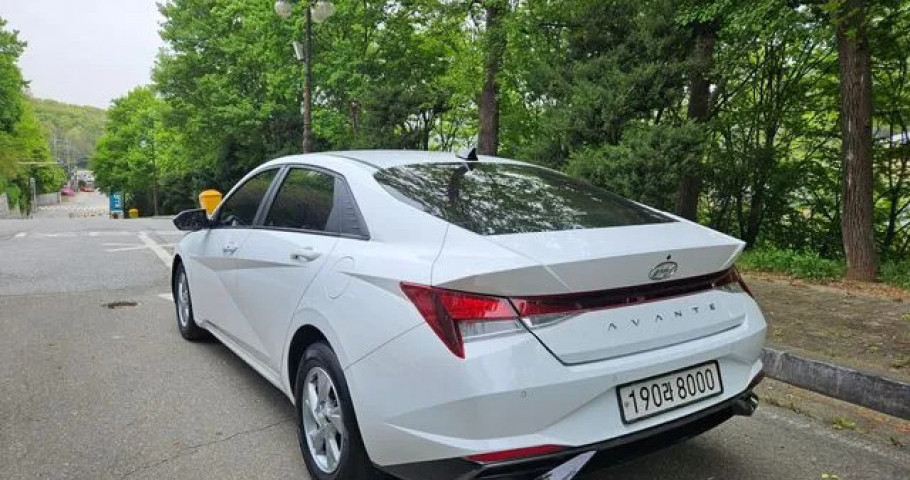 Hyundai Avante (Elantra) 