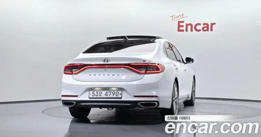Hyundai Grandeur 