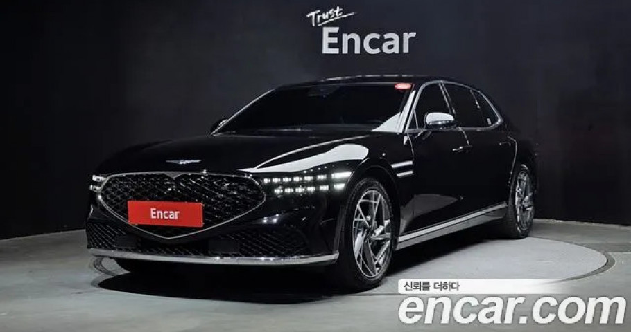 Genesis G90 